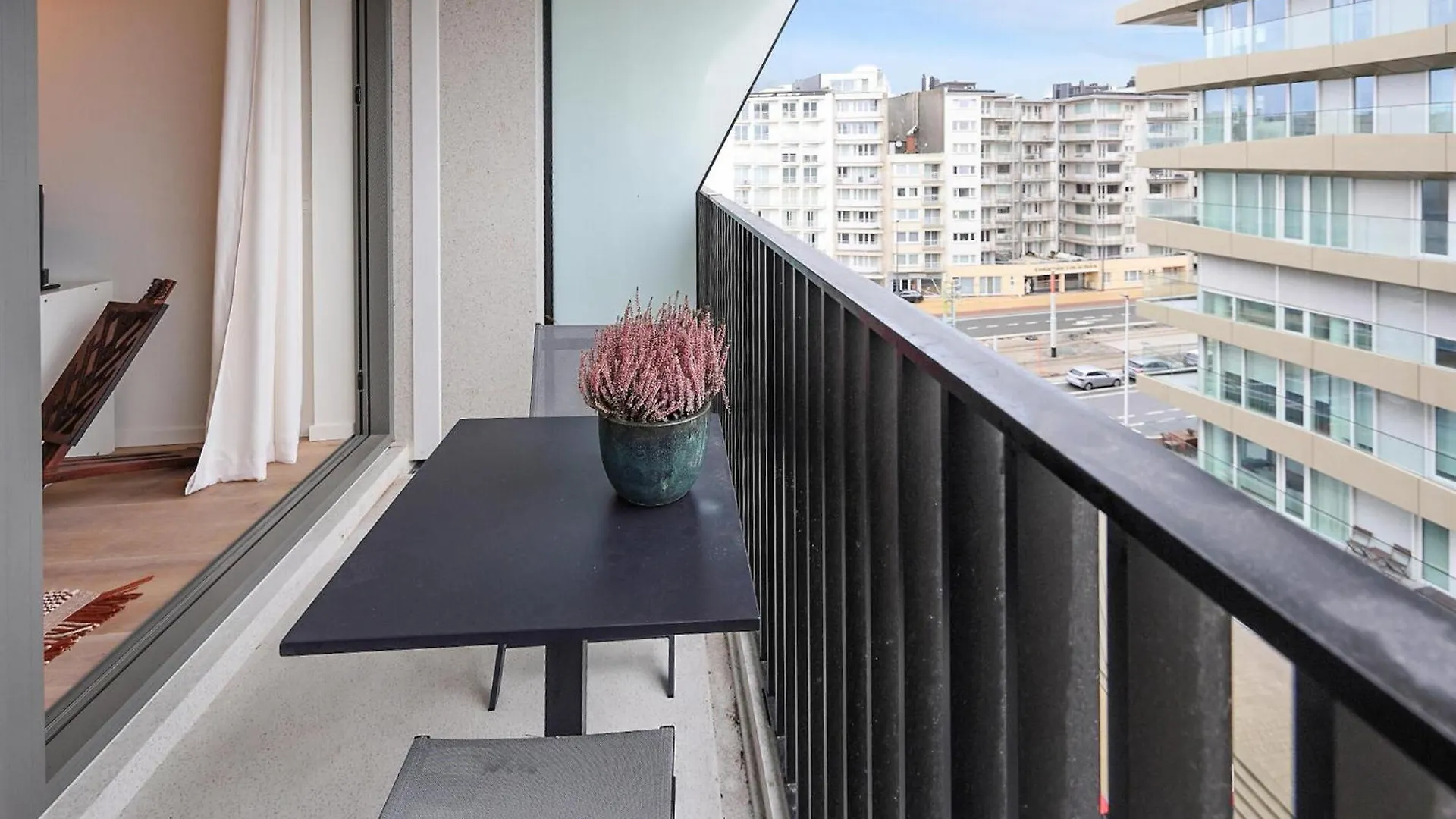 Beach Front Apartment In Oostende 0*, Ostend