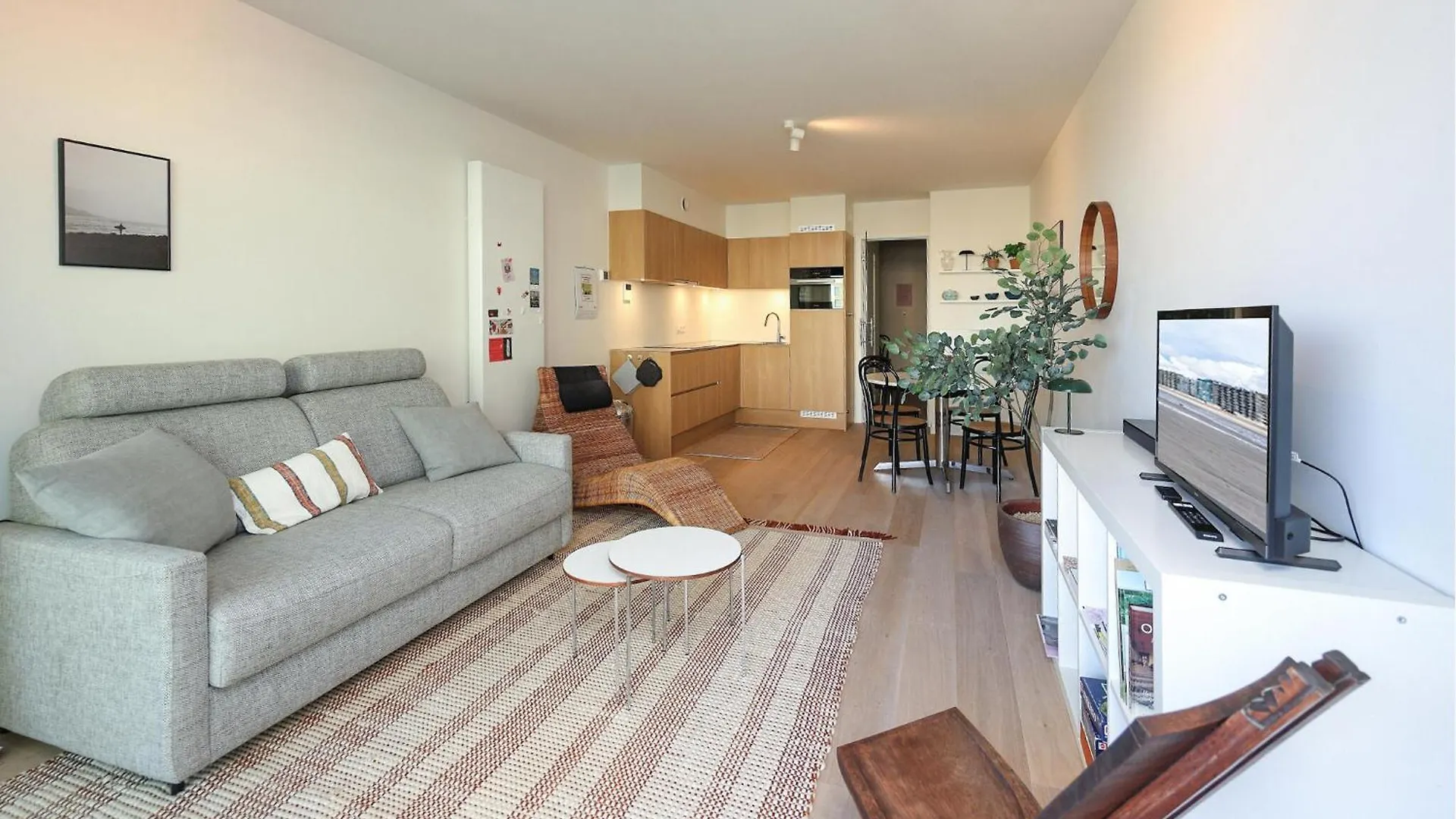 Beach Front Apartment In Oostende